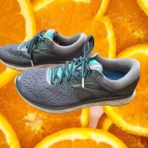 Brooks Glycerine 15 Green and Gray Sneakers Size 11‎ Wide